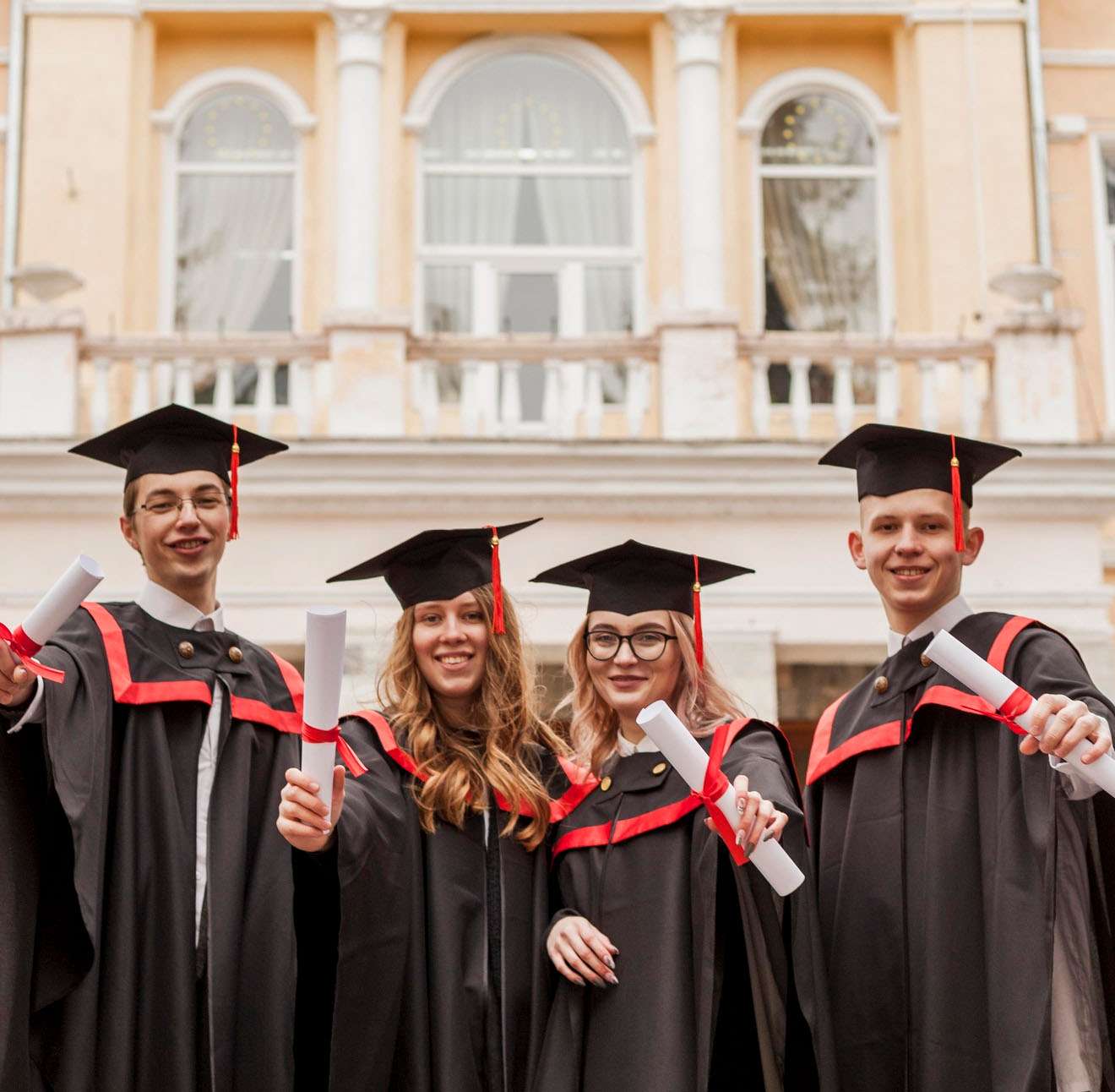 خدمات دانشجویی