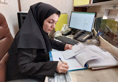 مسئول آموزش خانم شاکری